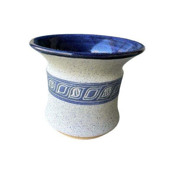 VTG James Sanders Kay 1992 Vase Stoneware Pottery Carved Leaf Design Blue 3.5" - Picture 2 of 11